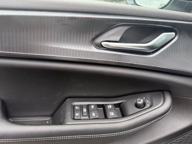 2026 Jeep Grand Cherokee GRAND CHEROKEE LAREDO 4X2