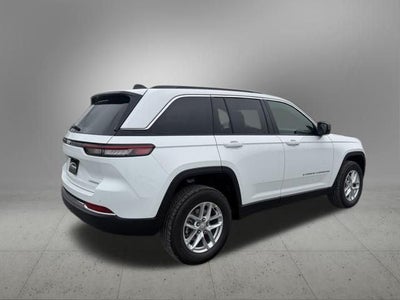 2026 Jeep Grand Cherokee GRAND CHEROKEE LAREDO 4X2
