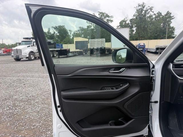 2026 Jeep Grand Cherokee GRAND CHEROKEE LAREDO 4X2