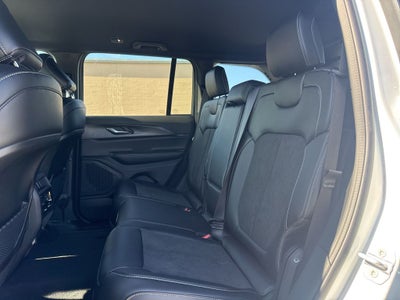 2025 Jeep Grand Cherokee GRAND CHEROKEE ALTITUDE 4X2