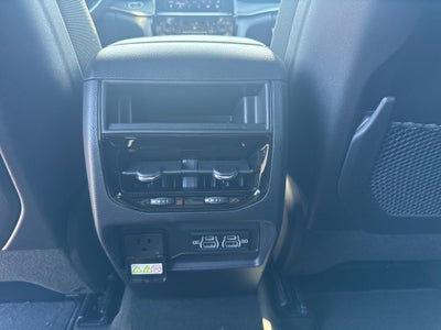 2025 Jeep Grand Cherokee GRAND CHEROKEE ALTITUDE 4X2