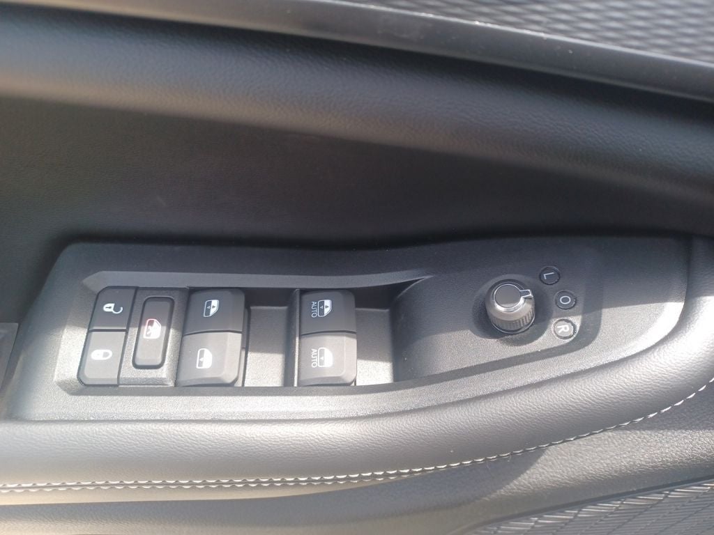 2026 Jeep Grand Cherokee GRAND CHEROKEE LAREDO X 4X2