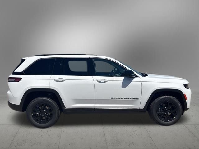 2026 Jeep Grand Cherokee GRAND CHEROKEE LAREDO ALTITUDE 4X2