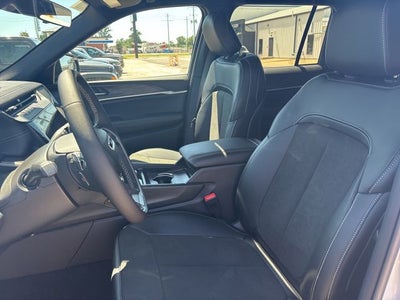 2026 Jeep Grand Cherokee GRAND CHEROKEE LAREDO ALTITUDE 4X2
