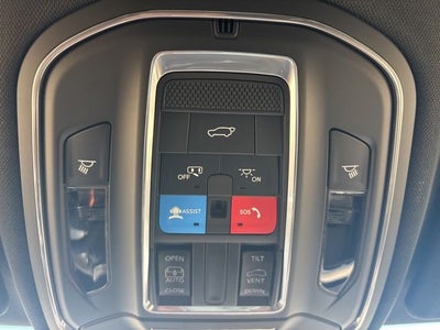2026 Jeep Grand Cherokee GRAND CHEROKEE LAREDO ALTITUDE 4X2