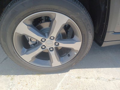 2026 Jeep Grand Cherokee GRAND CHEROKEE LAREDO ALTITUDE 4X2