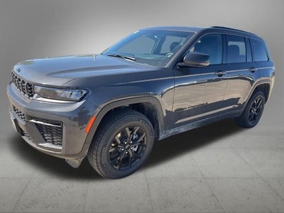 2026 Jeep Grand Cherokee GRAND CHEROKEE LAREDO ALTITUDE 4X2