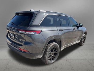 2026 Jeep Grand Cherokee GRAND CHEROKEE LAREDO ALTITUDE 4X2