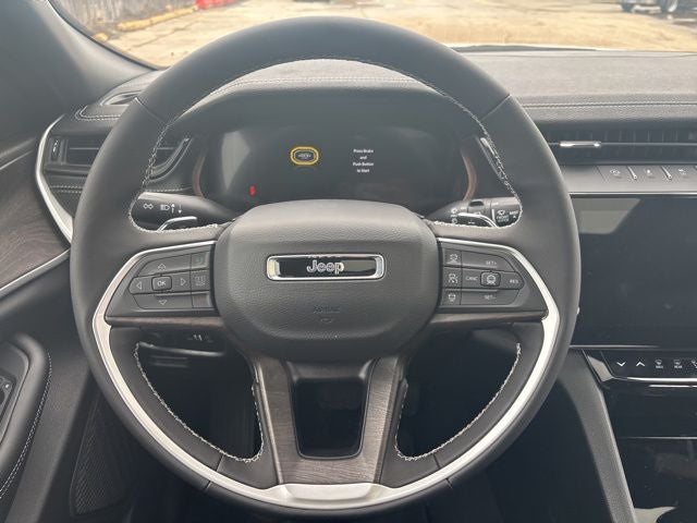 2026 Jeep Grand Cherokee GRAND CHEROKEE LAREDO ALTITUDE 4X2