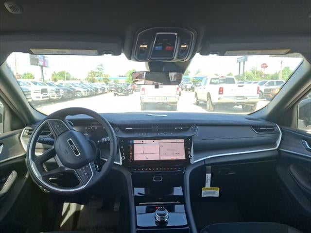 2026 Jeep Grand Cherokee GRAND CHEROKEE LAREDO ALTITUDE 4X2