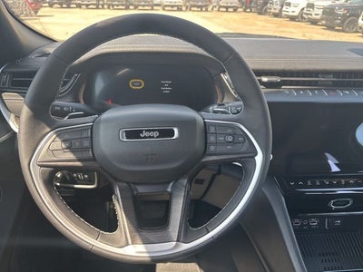 2026 Jeep Grand Cherokee GRAND CHEROKEE LAREDO ALTITUDE 4X2