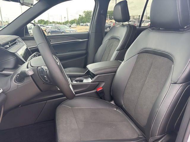 2026 Jeep Grand Cherokee GRAND CHEROKEE LAREDO ALTITUDE 4X2