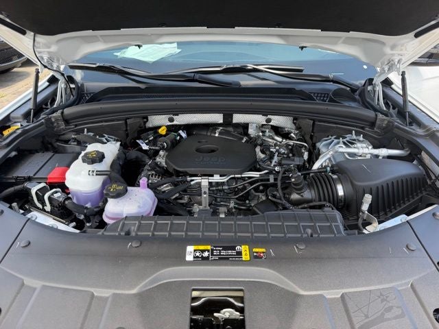 2026 Jeep Grand Cherokee GRAND CHEROKEE LAREDO ALTITUDE 4X2