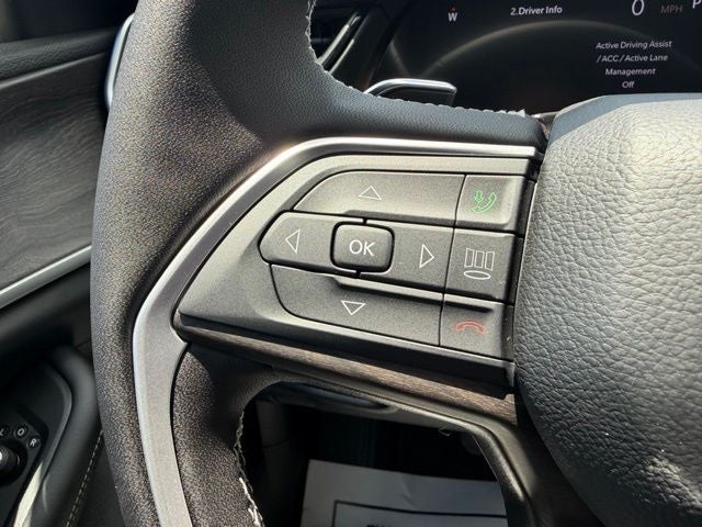 2026 Jeep Grand Cherokee GRAND CHEROKEE LAREDO ALTITUDE 4X2