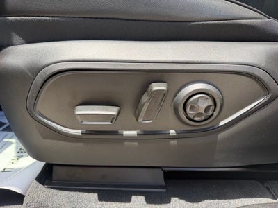 2026 Jeep Grand Cherokee GRAND CHEROKEE LAREDO ALTITUDE 4X2