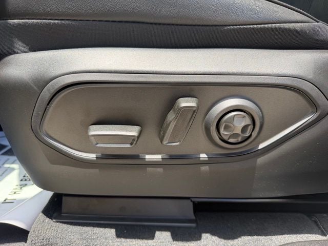 2026 Jeep Grand Cherokee GRAND CHEROKEE LAREDO ALTITUDE 4X2