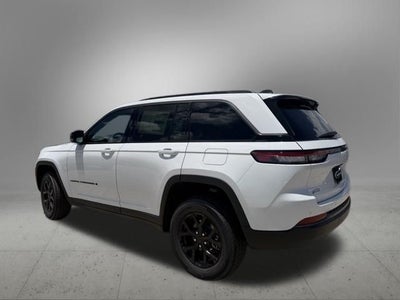 2026 Jeep Grand Cherokee GRAND CHEROKEE LAREDO ALTITUDE 4X2
