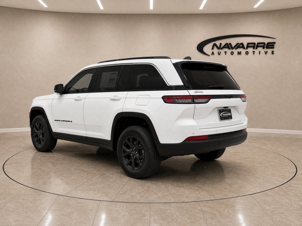 2027 Jeep Grand Cherokee GRAND CHEROKEE LAREDO ALTITUDE 4X2