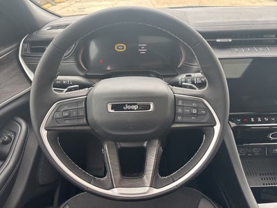2026 Jeep Grand Cherokee GRAND CHEROKEE LAREDO ALTITUDE 4X2