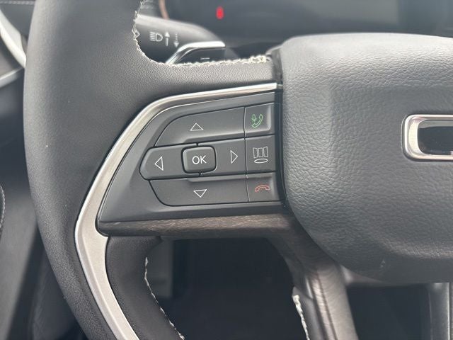 2026 Jeep Grand Cherokee GRAND CHEROKEE LAREDO ALTITUDE 4X2