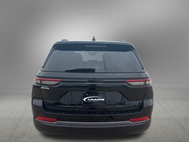 2026 Jeep Grand Cherokee GRAND CHEROKEE LAREDO ALTITUDE 4X2