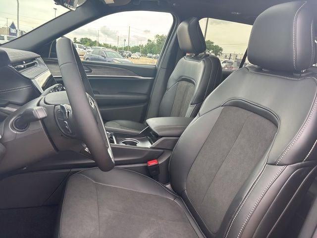 2026 Jeep Grand Cherokee GRAND CHEROKEE LAREDO ALTITUDE 4X2