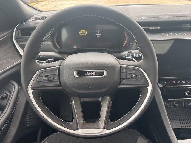 2026 Jeep Grand Cherokee GRAND CHEROKEE LAREDO ALTITUDE 4X2