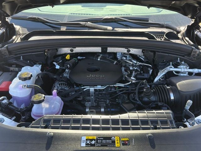 2026 Jeep Grand Cherokee GRAND CHEROKEE LAREDO ALTITUDE 4X2