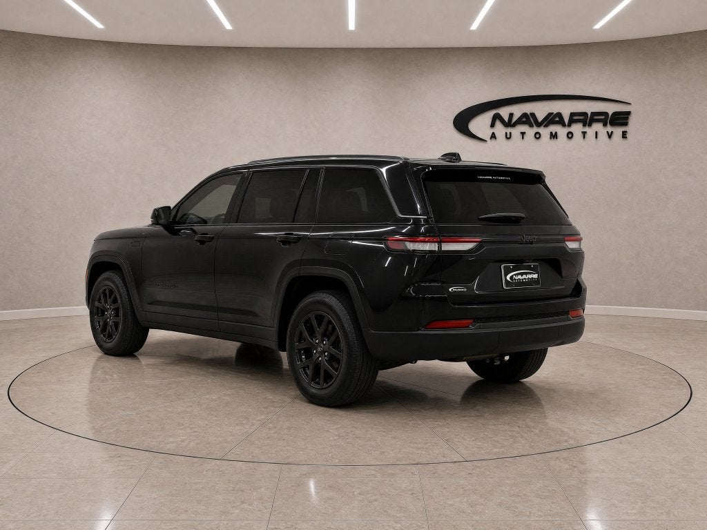 2027 Jeep Grand Cherokee GRAND CHEROKEE LAREDO ALTITUDE 4X2