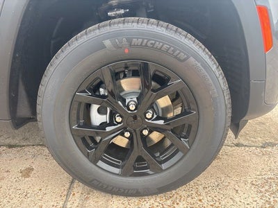 2026 Jeep Grand Cherokee GRAND CHEROKEE LAREDO ALTITUDE 4X2