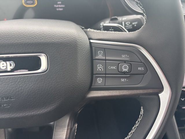 2026 Jeep Grand Cherokee GRAND CHEROKEE LAREDO ALTITUDE 4X2