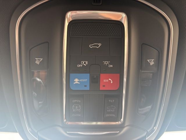 2026 Jeep Grand Cherokee GRAND CHEROKEE LAREDO ALTITUDE 4X2