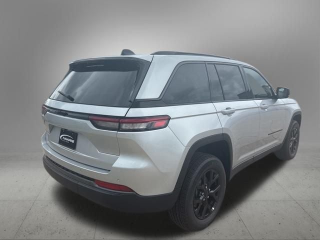 2026 Jeep Grand Cherokee GRAND CHEROKEE LAREDO ALTITUDE 4X2