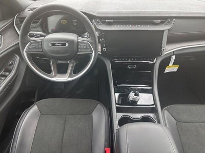 2026 Jeep Grand Cherokee GRAND CHEROKEE LAREDO ALTITUDE 4X2