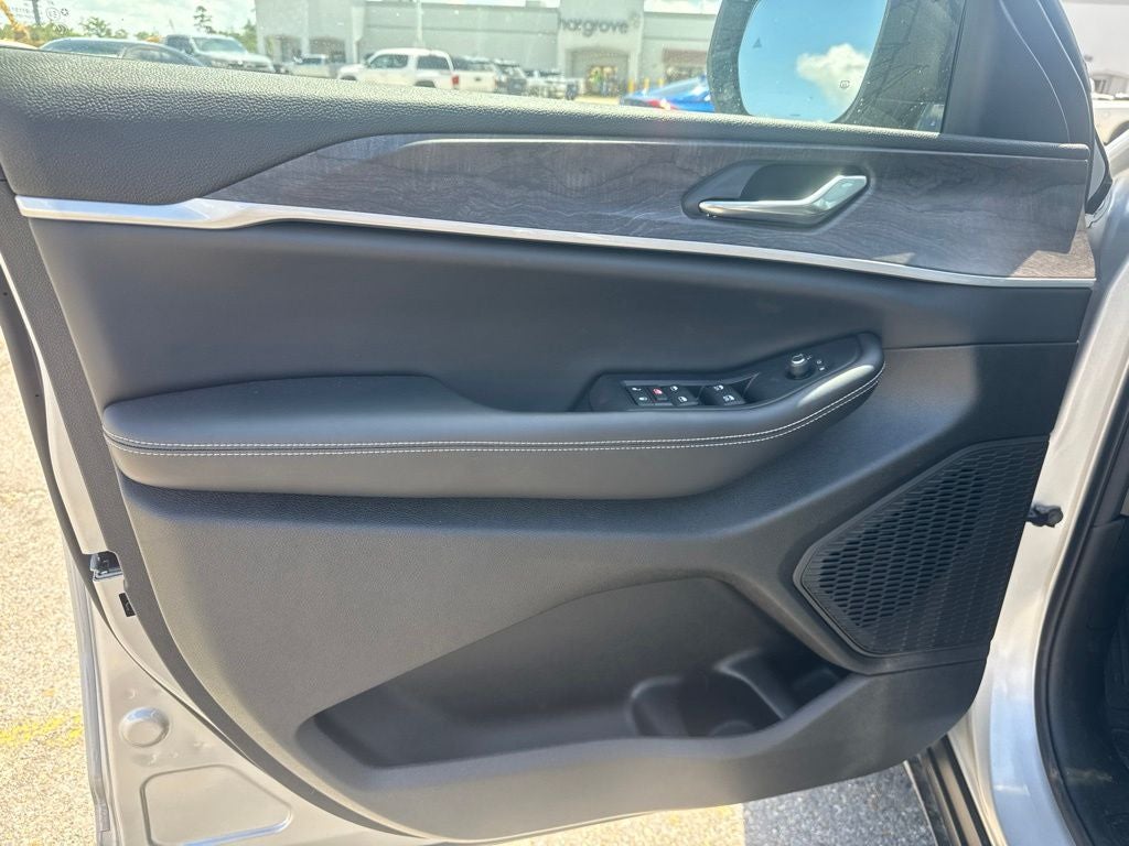 2026 Jeep Grand Cherokee GRAND CHEROKEE LAREDO ALTITUDE 4X2