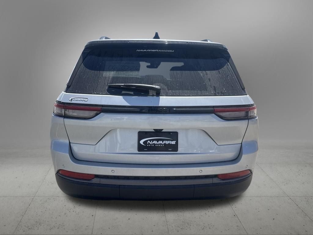 2026 Jeep Grand Cherokee GRAND CHEROKEE LAREDO ALTITUDE 4X2