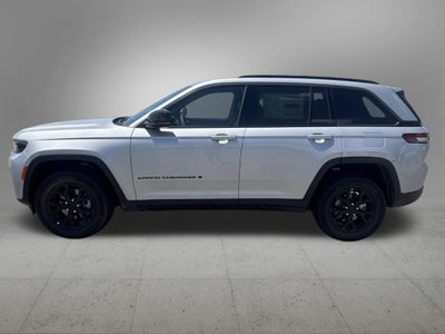 2026 Jeep Grand Cherokee GRAND CHEROKEE LAREDO ALTITUDE 4X2