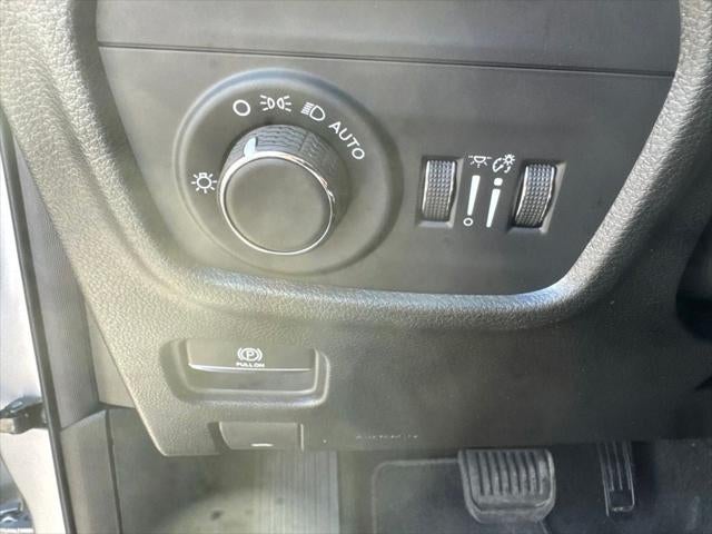 2026 Jeep Grand Cherokee GRAND CHEROKEE LAREDO ALTITUDE 4X2