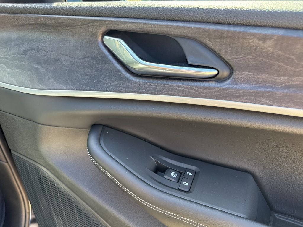 2025 Jeep Grand Cherokee GRAND CHEROKEE LIMITED 4X2