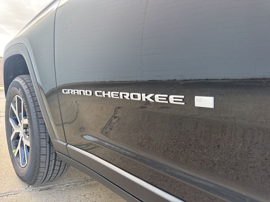 2025 Jeep Grand Cherokee GRAND CHEROKEE LIMITED 4X2
