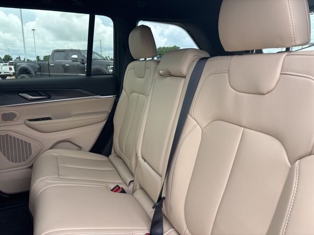 2026 Jeep Grand Cherokee GRAND CHEROKEE LIMITED 4X2