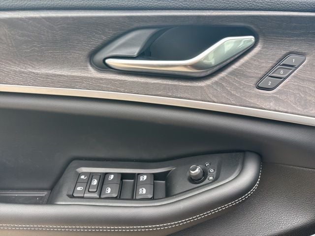 2026 Jeep Grand Cherokee GRAND CHEROKEE LIMITED 4X2
