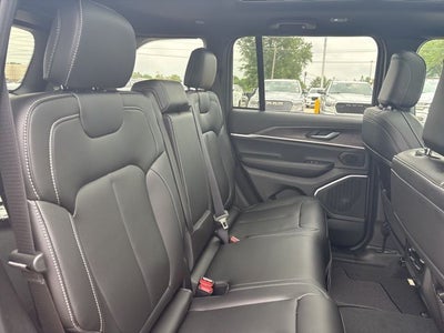 2026 Jeep Grand Cherokee GRAND CHEROKEE LIMITED 4X2