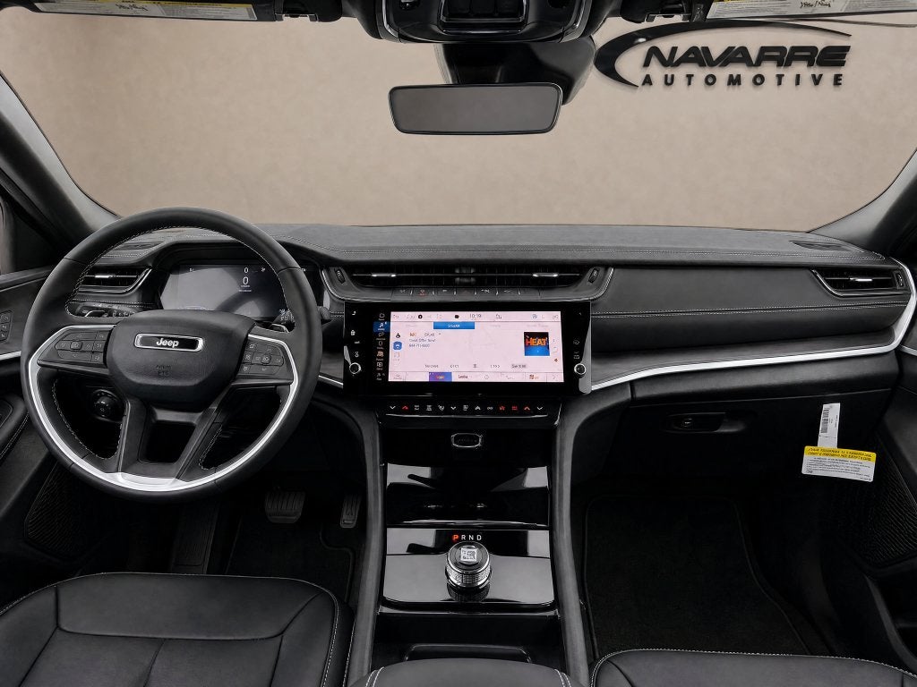 2027 Jeep Grand Cherokee GRAND CHEROKEE LIMITED 4X2