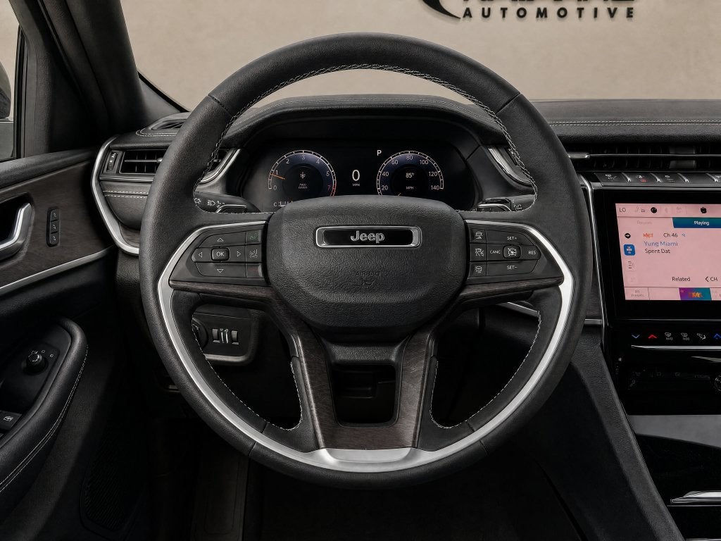 2027 Jeep Grand Cherokee GRAND CHEROKEE LIMITED 4X2