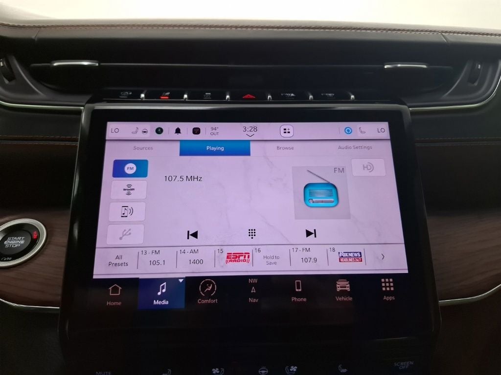 2023 Jeep Grand Cherokee Summit 4x2