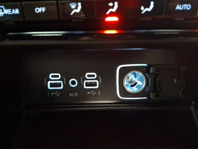 2023 Jeep Grand Cherokee Summit 4x2