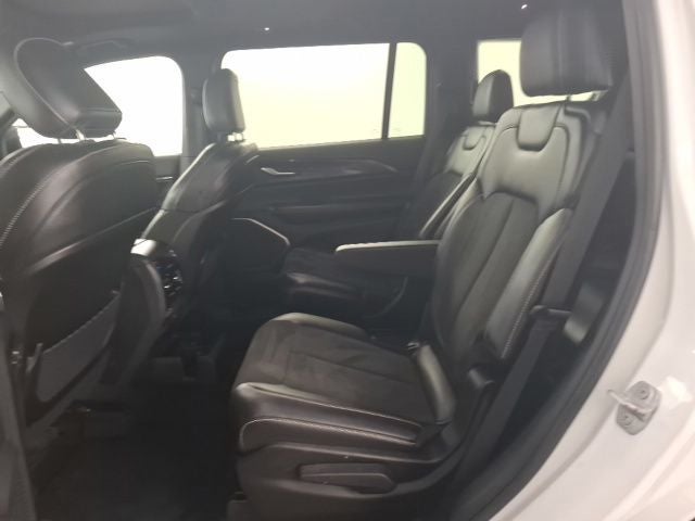 2022 Jeep Grand Cherokee L Altitude 4x2