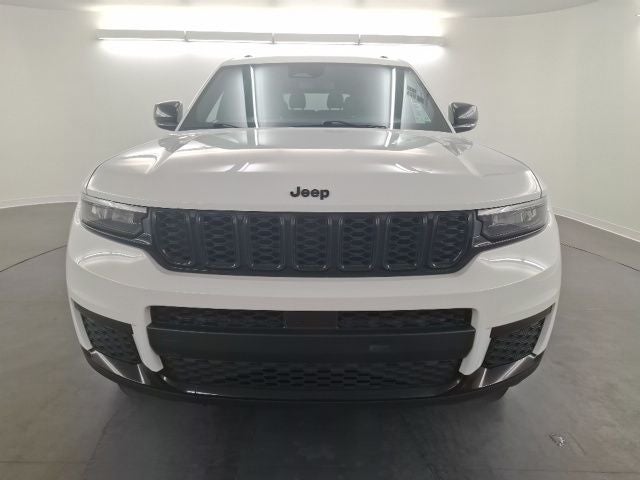 2022 Jeep Grand Cherokee L Altitude 4x2