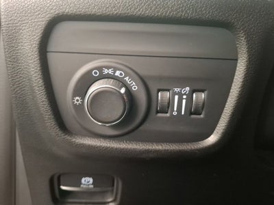 2022 Jeep Grand Cherokee L Altitude 4x2